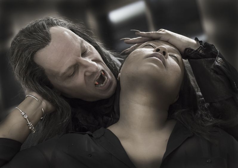 dracula-joerg-witzsch-sylvia-owens