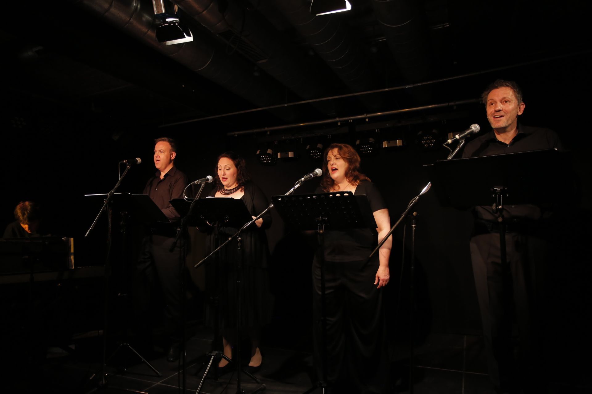 neat-gershwin-singers-1-1