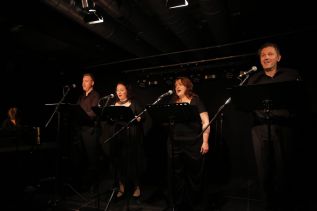 neat-gershwin-singers-1-1